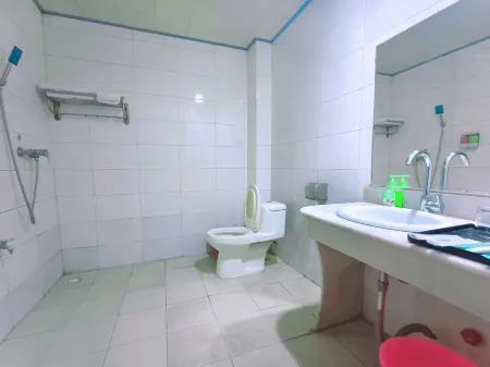 Xinyue Apartment (Heshan Bank Road Branch)