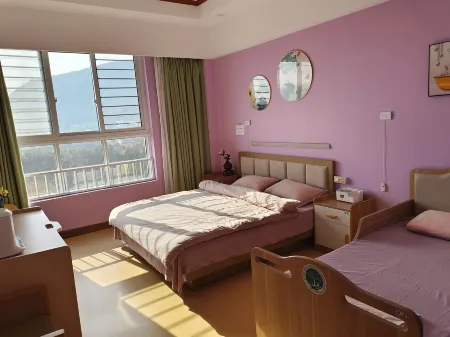 Lianxin Homestay Отели в г. Сичуань