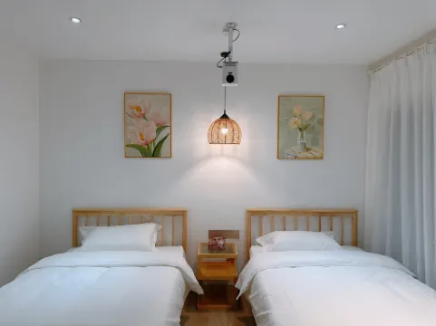 Flower and Fruit Mountain Homestay Отели рядом с достопримечательностью «Thean Hou Temple»