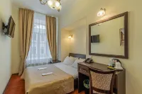 Largo u Nevskogo Prospekta - Guest houses