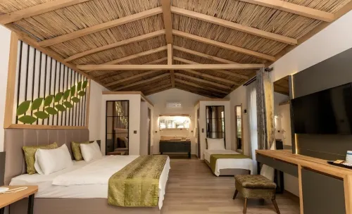 Gizli Cennet Villages Hotel فنادق في Yaniklar Mahallesi