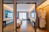 Clam Town Seawater Hot Spring Resort Hotel