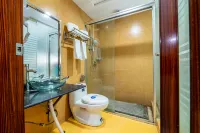 Hongcheng Hotel - parking