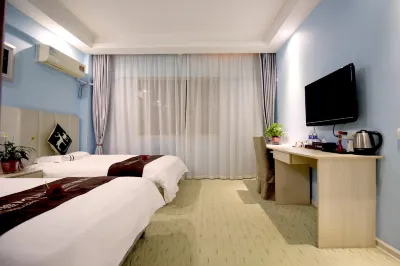 Sucheng Chain Hotel (Huangmei Zhongbai Warehouse)