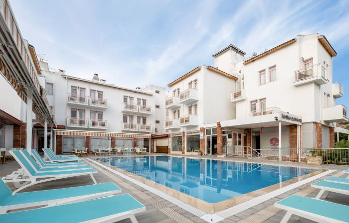 Hanedan Beach Hotel