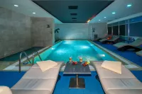 GRAND S HOTEL - Pools