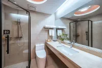 Yurui Hot Spring Garden Hotel Hotels in Ruili