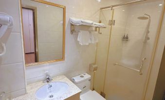Rongcheng Business Hotel