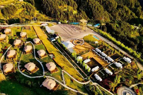 Shan Yin Xi Jiang Rustic Luxury Resort Hotel