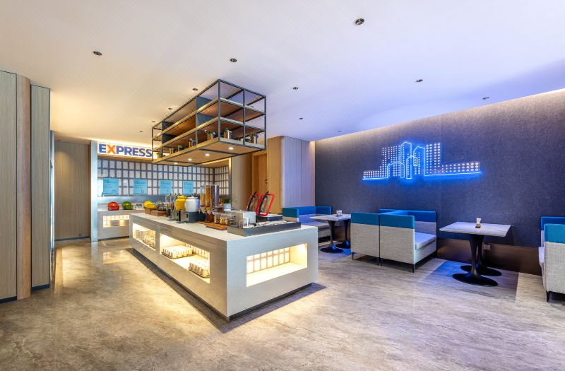 Holiday Inn Express Shanghai PVG Zhuqiao by IHG photo 3