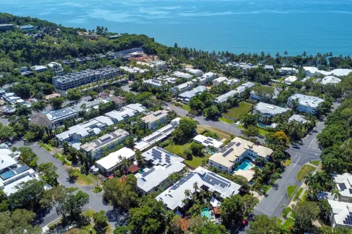 Tropical Reef Apartments