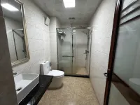 Jingqiao Business Hotel (Wuchuan International Airport)