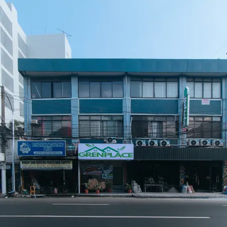 GREN PLACE near Baclaran Airport Road by RedDoorz