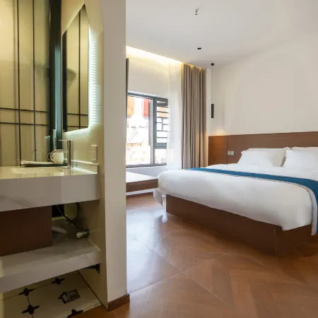 Kangyue Resort Hotel (Shexiang Ancient Town)