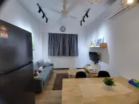 F & M HOMESTAY V21 Hôtels à : Tuaran