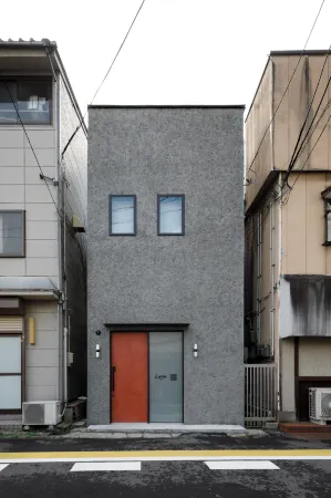 Lane Отели рядом с достопримечательностью «Niigata Nippo Media Ship»