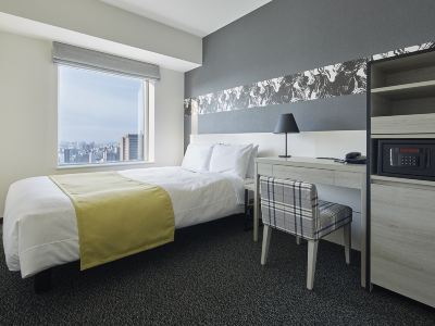 スタンダードダブル(喫煙) 三井ガーデンホテル広島の写真