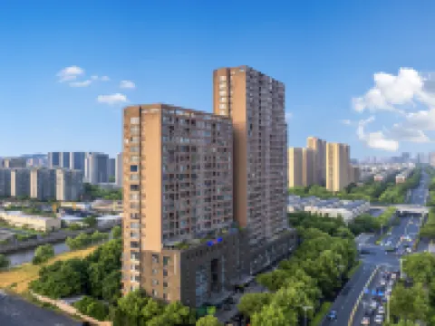 如家麗嵐睿柏·雲飯店（杭州樂園湘湖景區店） 朝阳附近的飯店