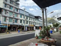 Lancang Chunyan Hotel Hôtels à proximité de : Nuozhadu Tourism Scenic Area