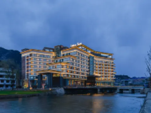 Chengde Longhua Luanshan Licheng Hot Spring Resort Hotel Hotels near Sacrifice Site of Martyr Dong Cunrui