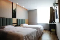 GreenTree Inn Smart Choice Hotel (Xuzhou Xinyi Railway Station Square Branch) Hotels in Xinyi