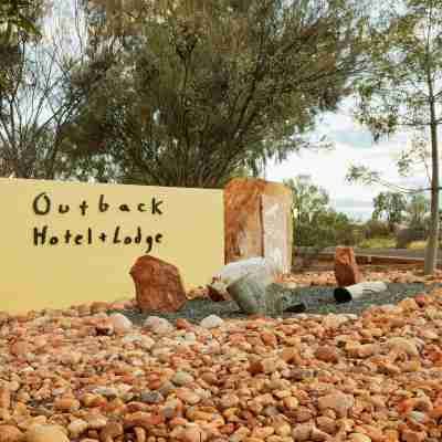 Outback Hotel Hotel Exterior