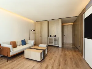 Four Points by Sheraton Yining