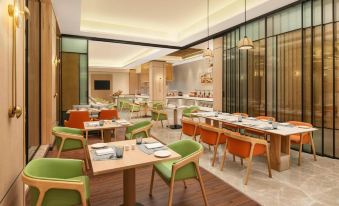 Hilton Garden Inn Surat City Centre