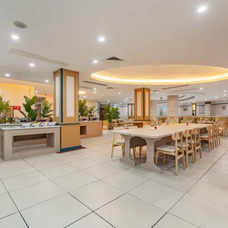 NuoYun(KaiYi) Hotel