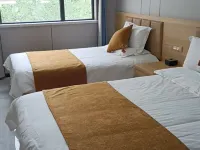 Huangling Longxuan Hotel Hotels in Huangling