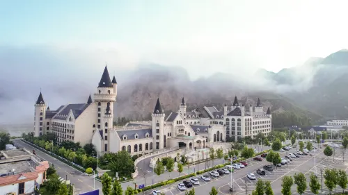 Risesun Four Seasons Fairyland Hotel Yesanpo Hotel a Laishui