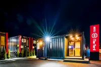 HOTEL R9 The Yard 小山喜沢 木造地蔵菩薩半跏像 大平町指定文化財周辺のホテル