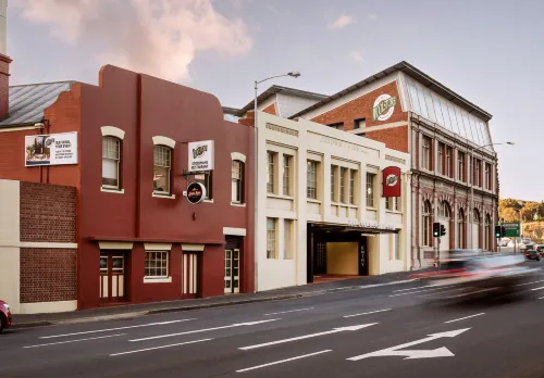 The Old Woolstore Apartment Hotel Hotel a Bellerive