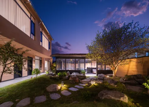 Reminiscence Inn Shangri-La