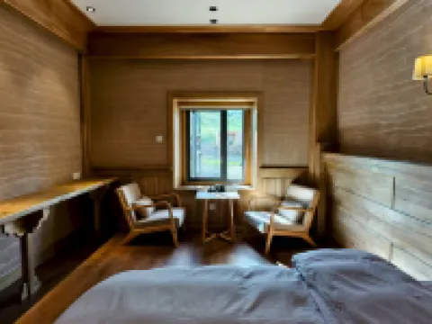 Litang Gangbo Zhuangyuan Homestay