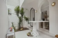 Yue Hotel