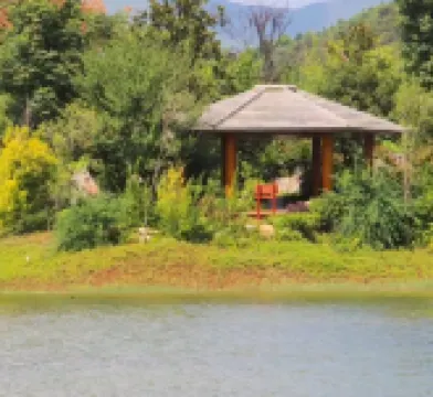 Qiyuan Homestay (Anning Hot Spring Valley Red Clay Tennis Base)