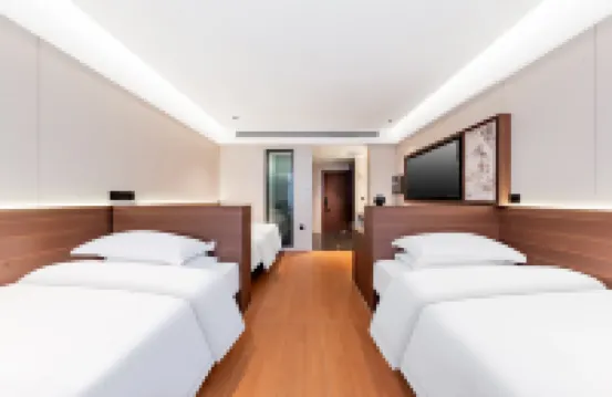 โรงแรมฟิวเจอร์เมนโพสต์