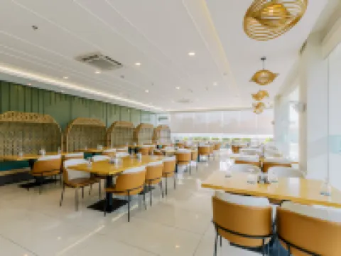 Roy's Hotel and Convention Center Hotels in Bacolod