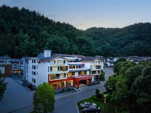 Qianshan Moon Resort, Zhangjiajie（Landmark Store of Wulingyuan, Forest Park Tourist Area）