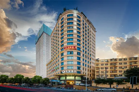 Zhu Ke Hotel Отели рядом с достопримечательностью «Guangxi Health Vocational and Technical College»