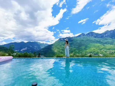 Xinzhibao · Yuanshan  Homestay (Enshi Grand Canyon Tourist Center Branch) Hotels in 