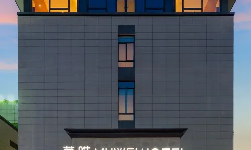 Muvi Hotel