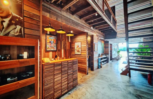 蘇尼塔蔣汗青年旅館