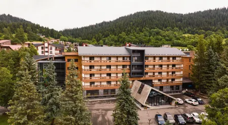 Bakuriani Inn Hotel Отели рядом с достопримечательностью «Starting point. Trail to Tsaghveri»