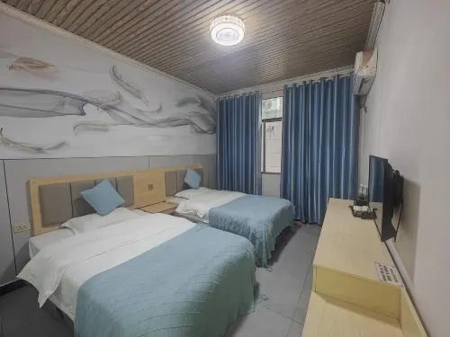 Luodian Yonglong Fashion Hotel