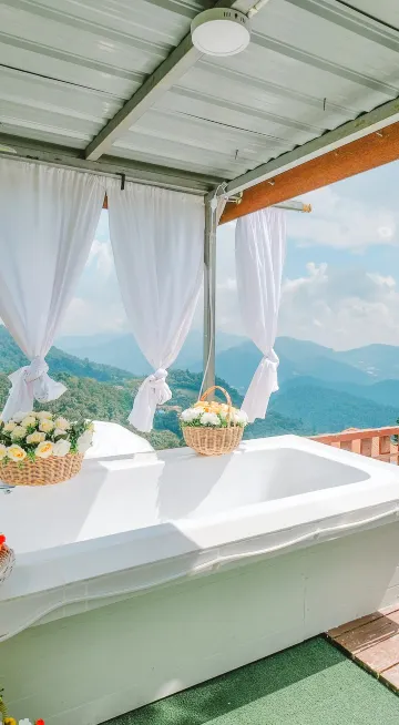 เต็นท์โดมพร้อมอ่างอาบน้ำ