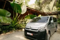 Treehouse de Valentine Hotels in Balamban