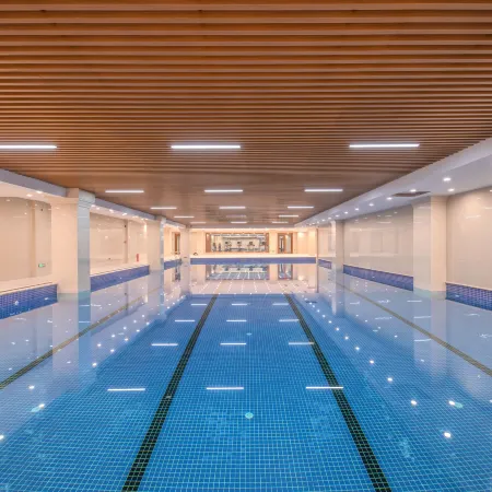 Huazhou Huaxun Wyndham Hotel