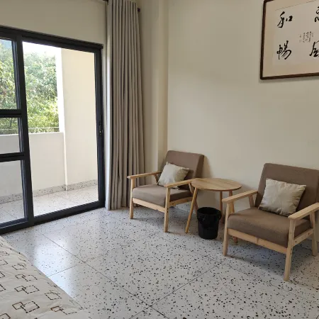 Luoding Shiniushan Homestay